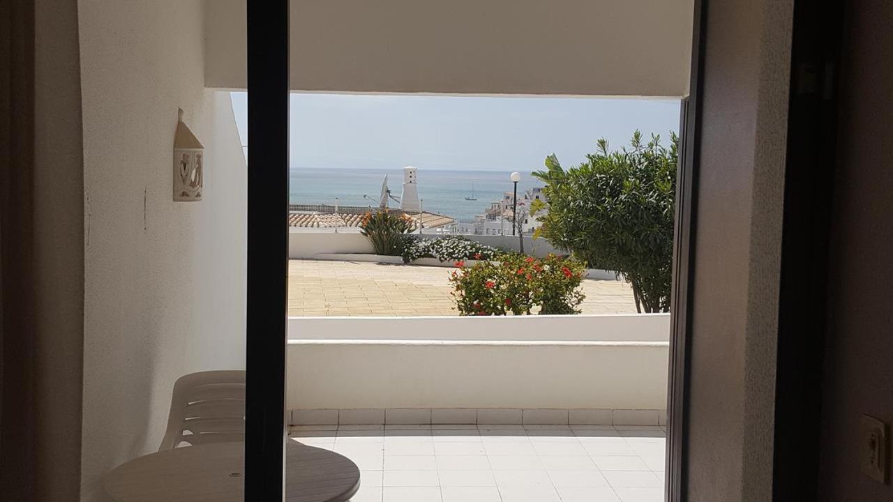 Albufeira, With Terrace, Views, 5 Min To Apartment